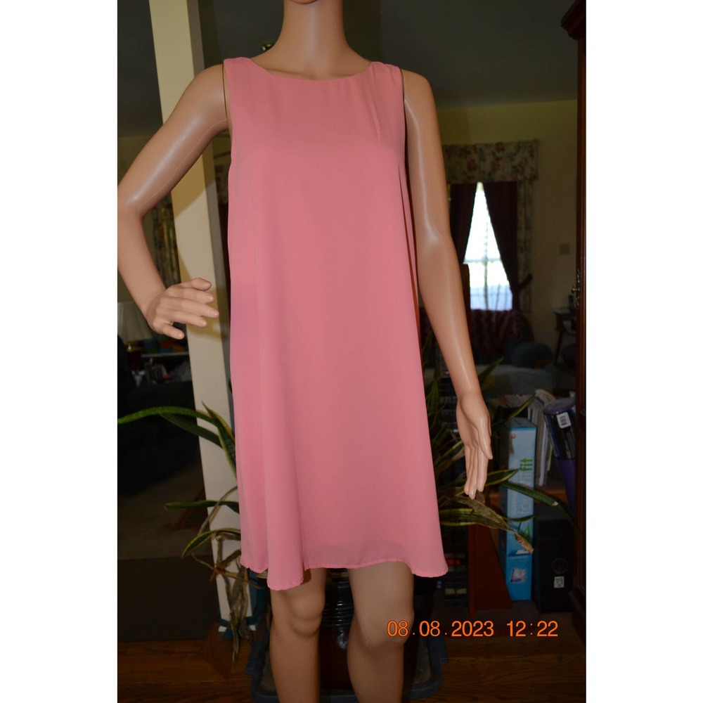 Everly Coral Party Dress  (M)